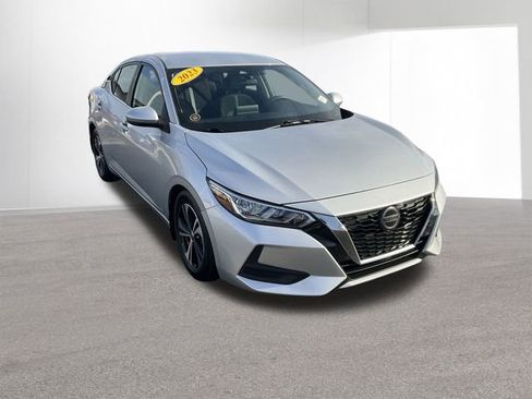 Used 2020 Nissan Sentra SV image 3