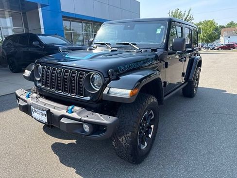 Used 2024 Jeep Wrangler Unlimited Rubicon 4xe AWD/4WD image 2