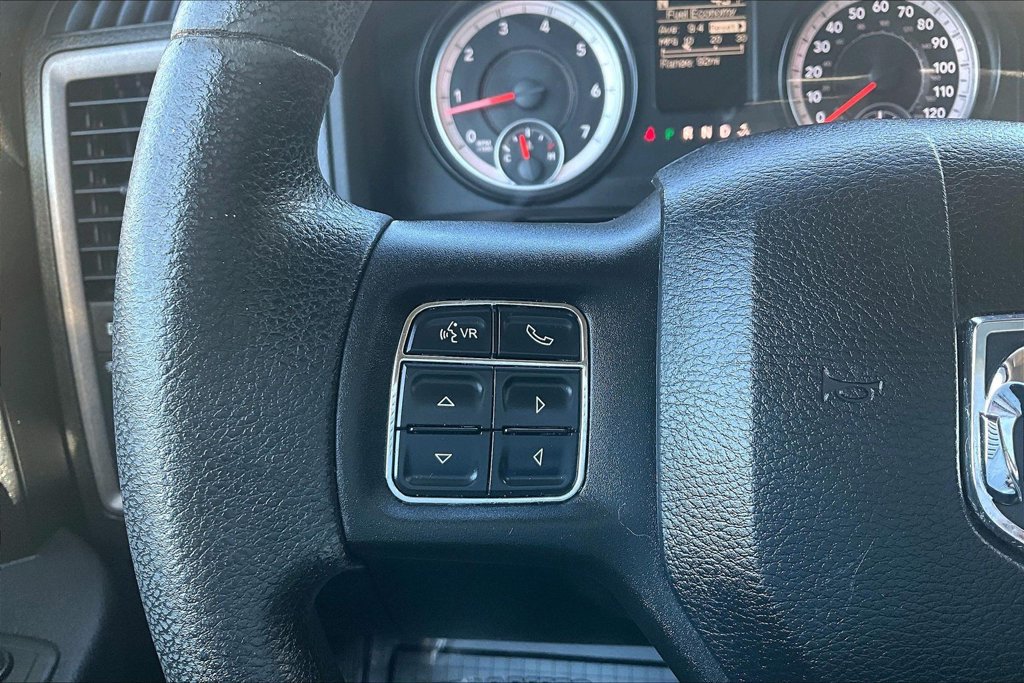 Used 2014 RAM 2500 Tradesman w/ Chrome Appearance Group AWD/4WD image 12