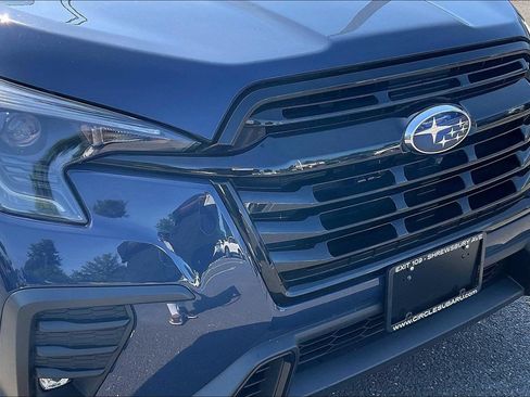 Certified 2025 Subaru Ascent Bronze Edition w/ Onyx Package AWD/4WD image 30