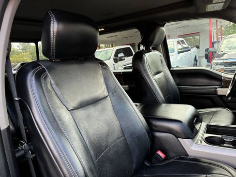 Used 2019 Ford F350 Lariat w/ Lariat Ultimate Package AWD/4WD image 17