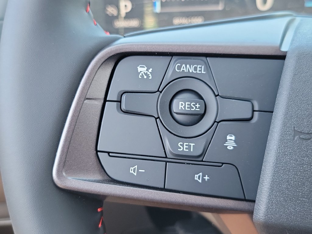 New 2027 Nissan Sentra SR FWD image 12