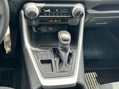 Certified 2023 Toyota RAV4 LE FWD image 20