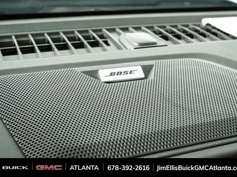 New 2026 GMC Canyon Denali image 9