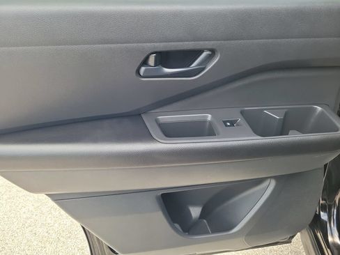 Used 2023 Nissan Pathfinder Rock Creek AWD/4WD image 13