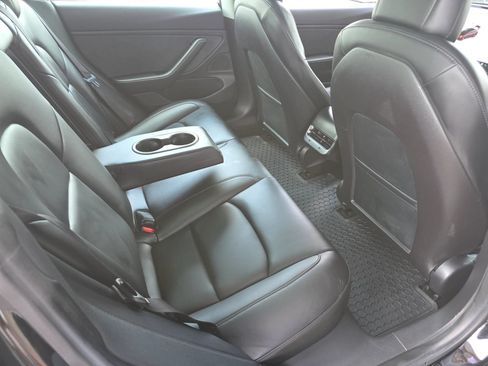 Used 2019 Tesla Model 3 Standard Range Plus RWD image 30