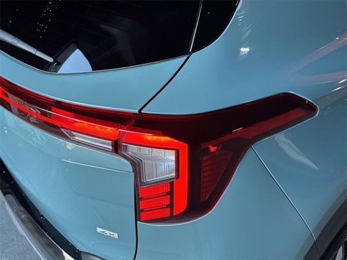 Used 2025 Kia Seltos S image 9