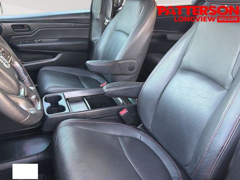 Used 2023 Honda Odyssey Sport image 16
