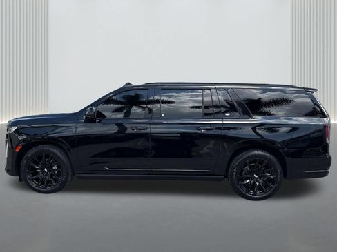 Used 2023 Cadillac Escalade ESV Sport Platinum w/ LPO, ONYX Package RWD image 9