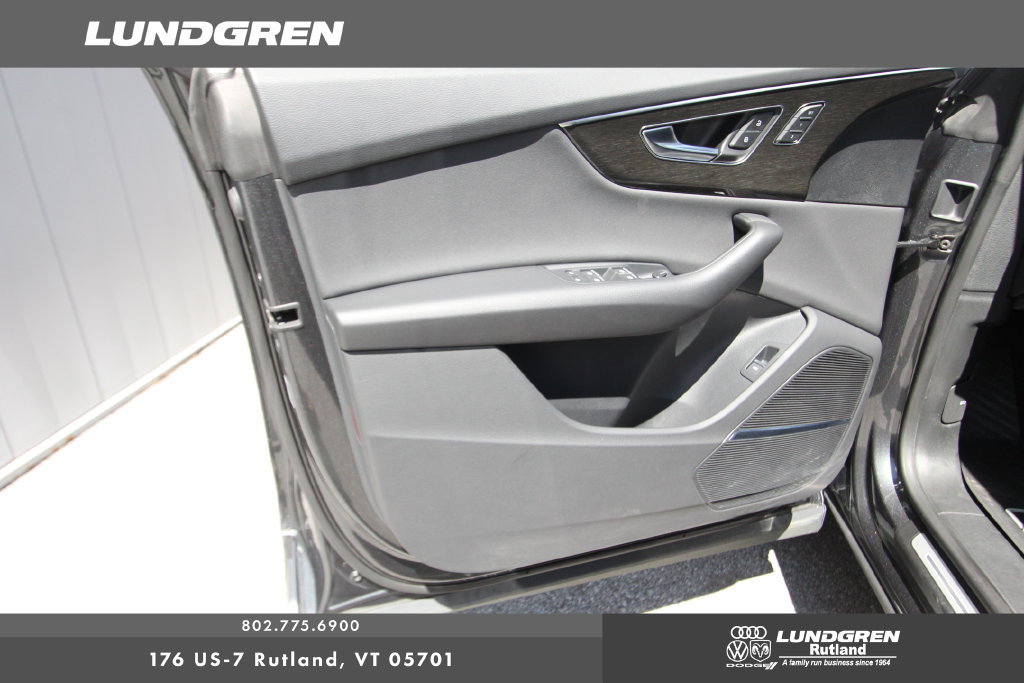 Used 2021 Audi Q8 Premium Plus w/ Premium Plus Package AWD/4WD image 15