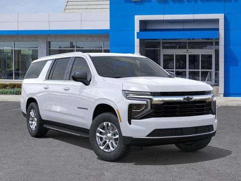 New 2026 Chevrolet Suburban LS image 7