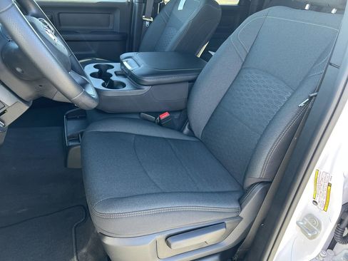 New 2026 RAM 3500 Tradesman AWD/4WD image 19