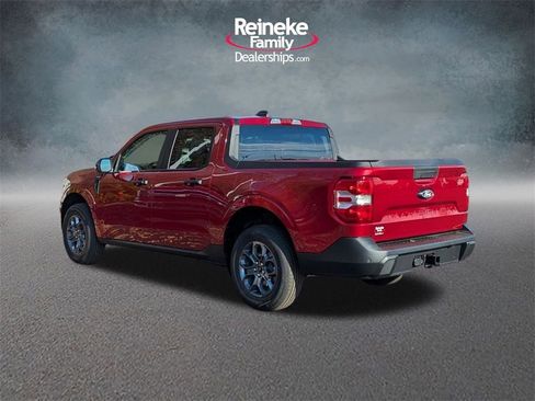 New 2025 Ford Maverick XLT w/ XLT Luxury Package image 32