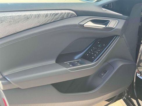 New 2025 Audi A6 e-tron Premium image 9