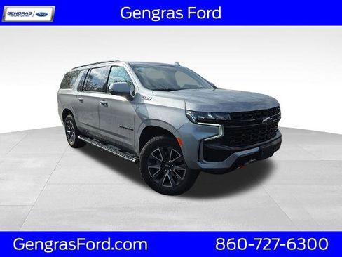 Used 2023 Chevrolet Suburban Z71 w/ Luxury Package AWD/4WD image 1