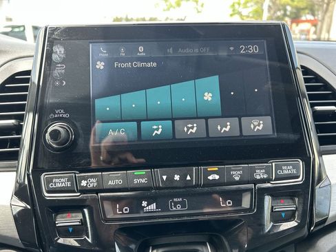 Used 2019 Honda Odyssey EX-L image 17