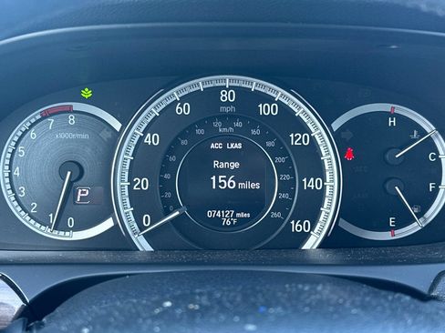 Used 2017 Honda Accord Touring image 37