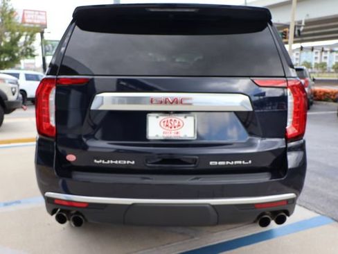 Used 2021 GMC Yukon Denali AWD/4WD image 6