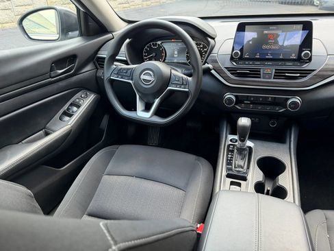 Used 2026 Nissan Altima 2.5 SV AWD/4WD image 13