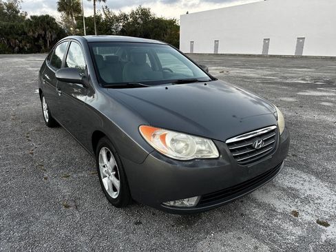 Used 2009 Hyundai Elantra SE FWD image 4
