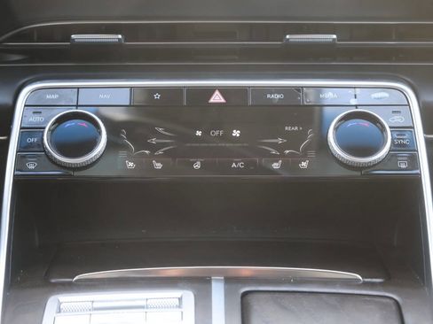 Used 2023 Genesis GV80 3.5T Advanced + image 21