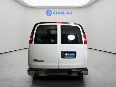 Used 2025 Chevrolet Express 2500 w/ Driver Convenience Package RWD image 8