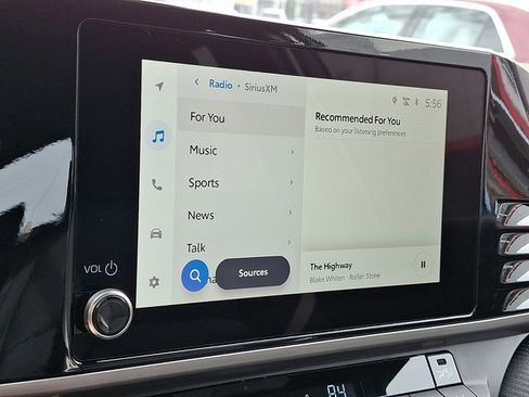 Used 2026 Toyota Camry SE image 15