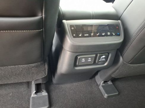 New 2026 Nissan Pathfinder Platinum image 28