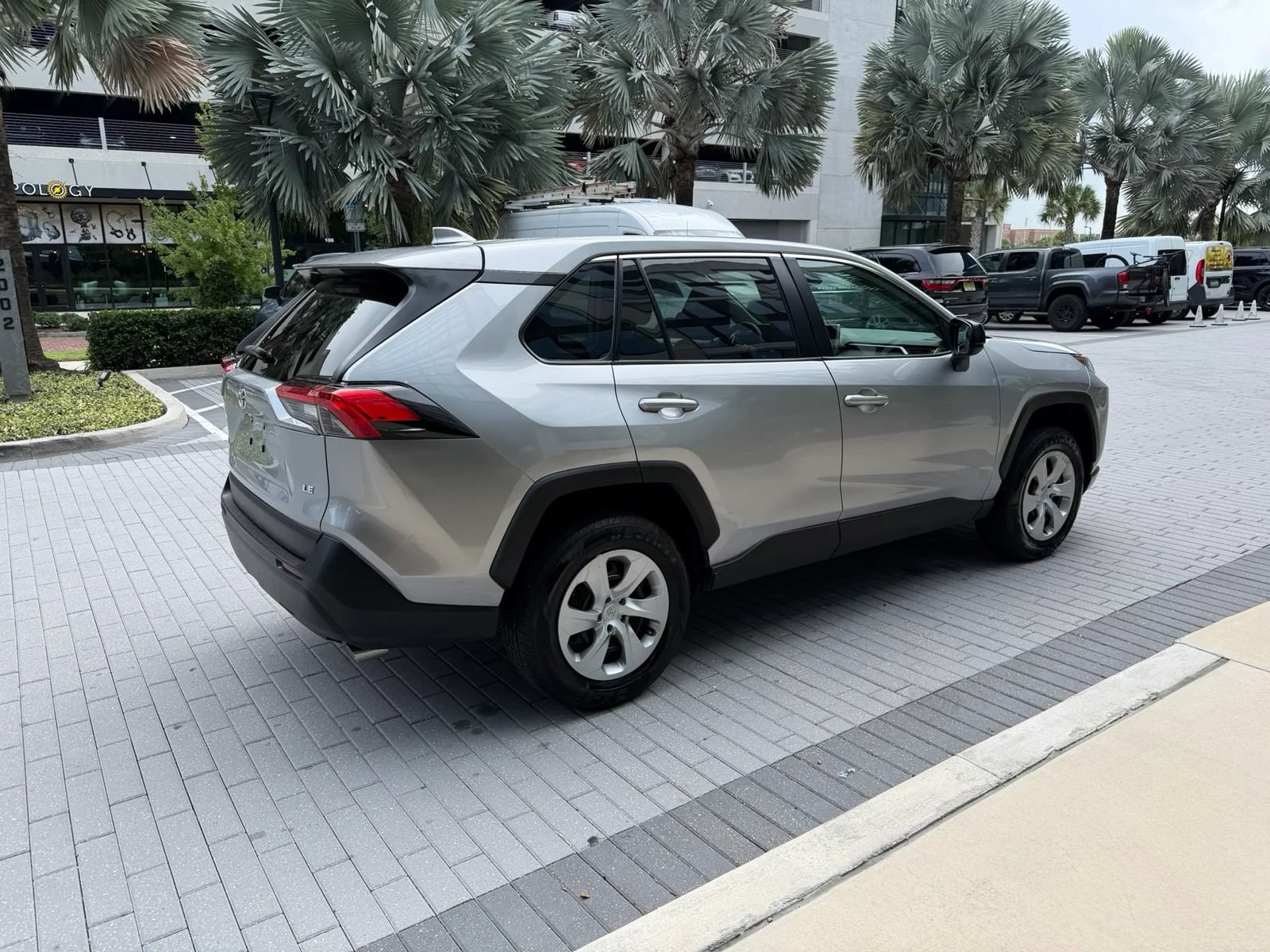 Used 2023 Toyota RAV4 LE FWD image 6