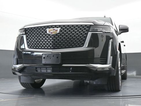 Used 2023 Cadillac Escalade ESV Premium Luxury image 69