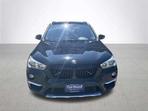Used 2018 BMW X1 xDrive28i w/ Convenience Package AWD/4WD image 2