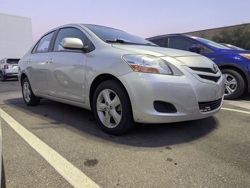 Used 2008 Toyota Yaris Sedan w/ PWR Pkg w/Alloy Wheels FWD image 3