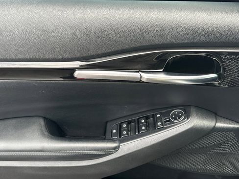 Used 2022 Kia Seltos EX image 11