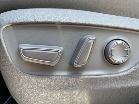 New 2026 Toyota Highlander XLE AWD/4WD image 24