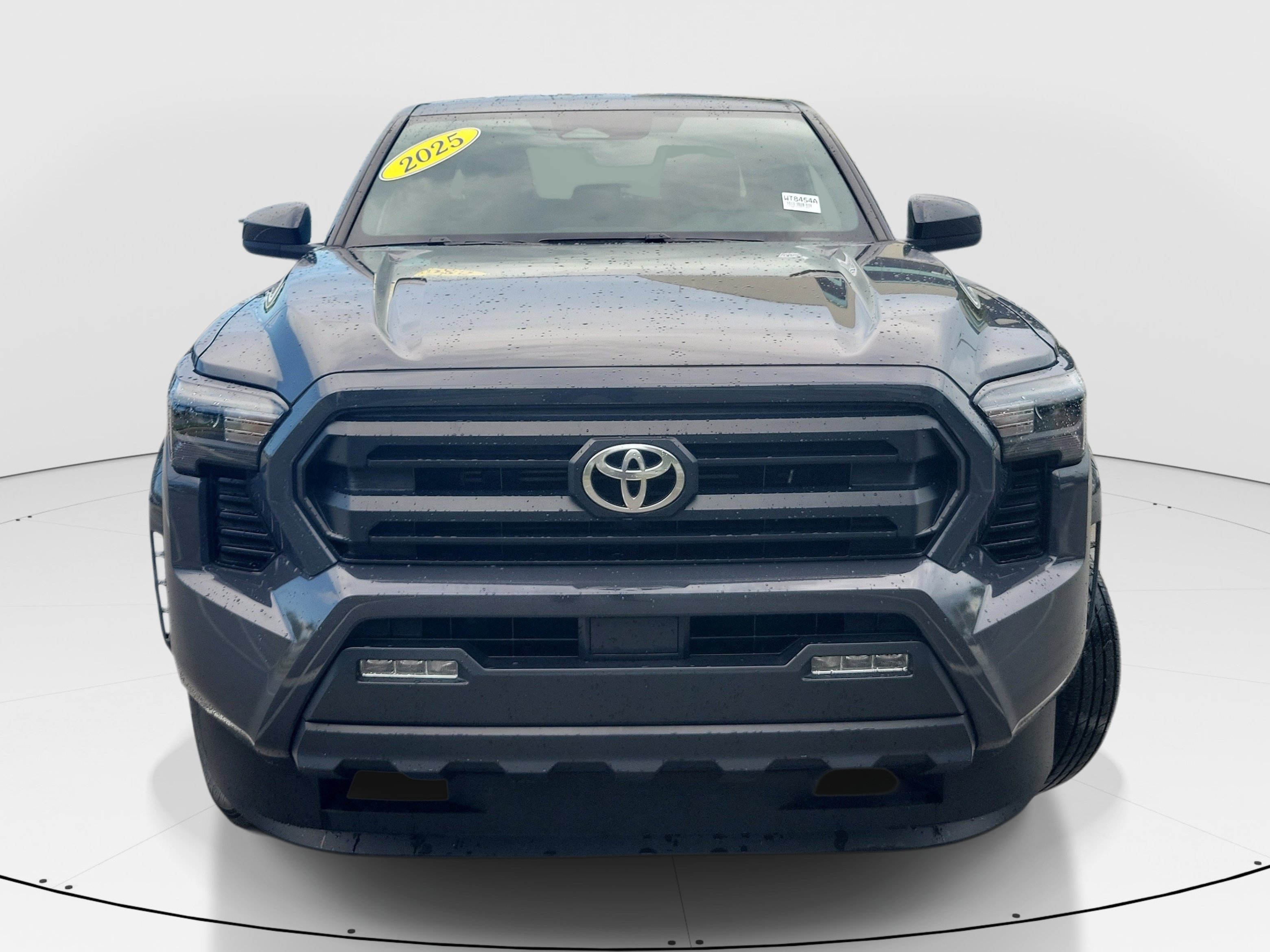 Used 2025 Toyota Tacoma SR5 RWD image 2