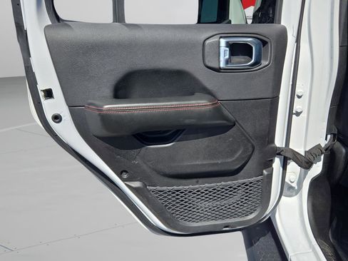 Used 2024 Jeep Gladiator Rubicon image 29