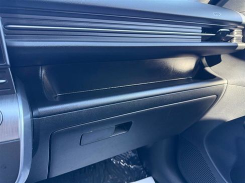 Used 2024 Hyundai Kona SEL image 24