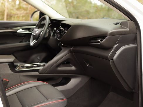 Used 2023 Buick Envision Essence w/ Sport Touring Package image 32