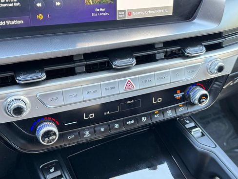 Used 2023 Kia Telluride S w/ S Sunroof Package AWD/4WD image 12