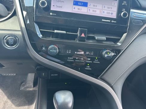 Used 2023 Toyota Camry XLE image 13