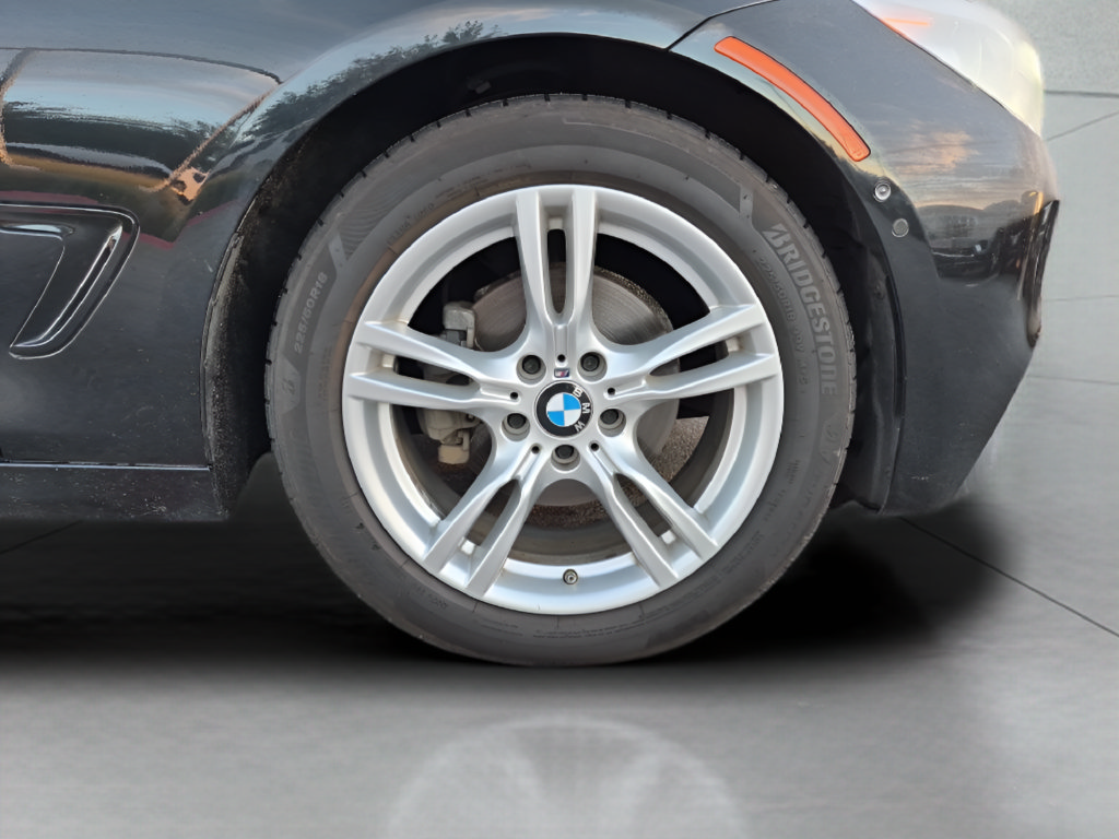 Used 2018 BMW 330i Gran Turismo xDrive AWD/4WD image 13