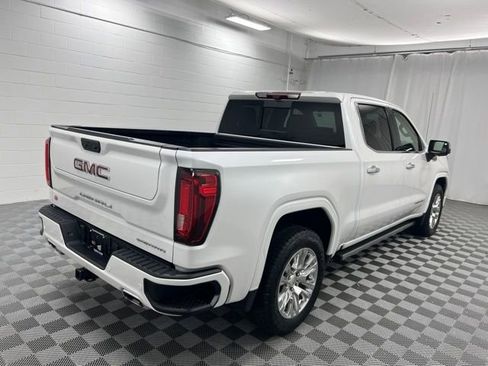 Used 2024 GMC Sierra 1500 Denali w/ Technology Package AWD/4WD image 5