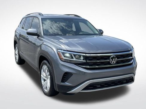 Used 2023 Volkswagen Atlas SE w/ Panoramic Sunroof Package FWD image 8