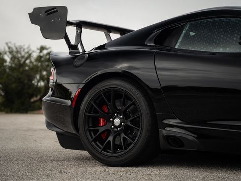 Used 2017 Dodge Viper GTC w/ ACR Package RWD image 21