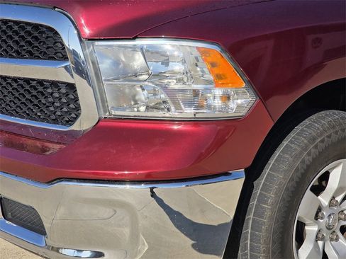 Used 2022 RAM 1500 Classic SLT image 6