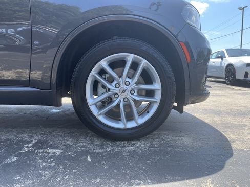 Certified 2025 Dodge Durango GT AWD/4WD image 12