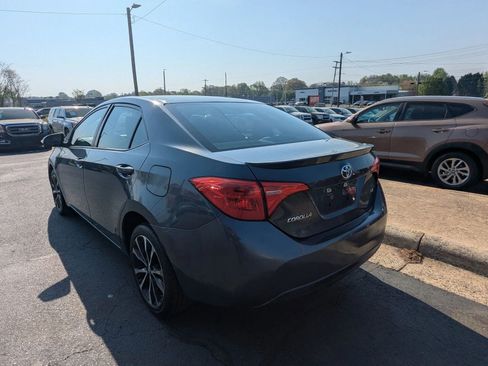 Used 2018 Toyota Corolla SE FWD image 5