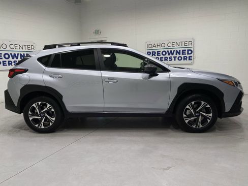 Certified 2025 Subaru Crosstrek 2.0i Premium AWD/4WD image 9