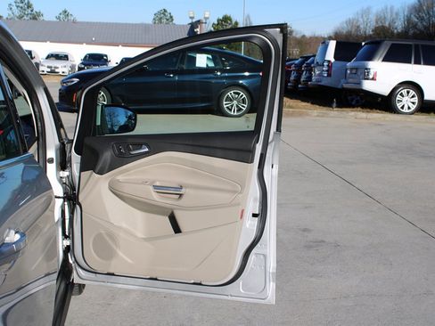 Used 2013 Ford C-MAX Energi SEL image 29