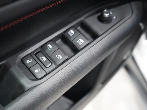 Used 2022 Jeep Compass Trailhawk w/ Trailhawk Elite Group AWD/4WD image 22
